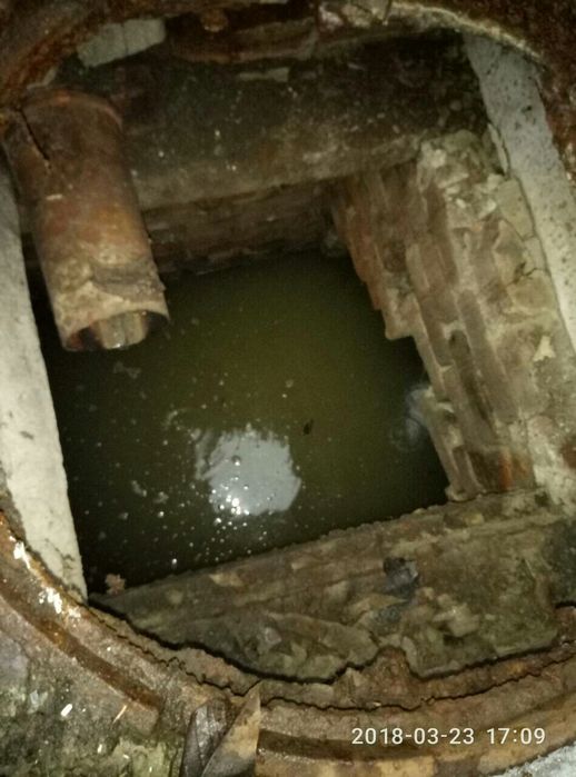 Чистка сливных ям выгребных ям от ила и жира Выгребные ямы яма сливная