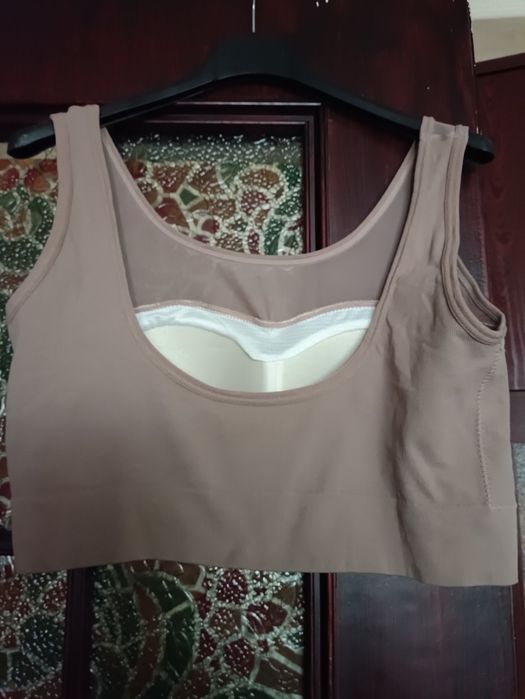 Stanik sportowy z siateczka