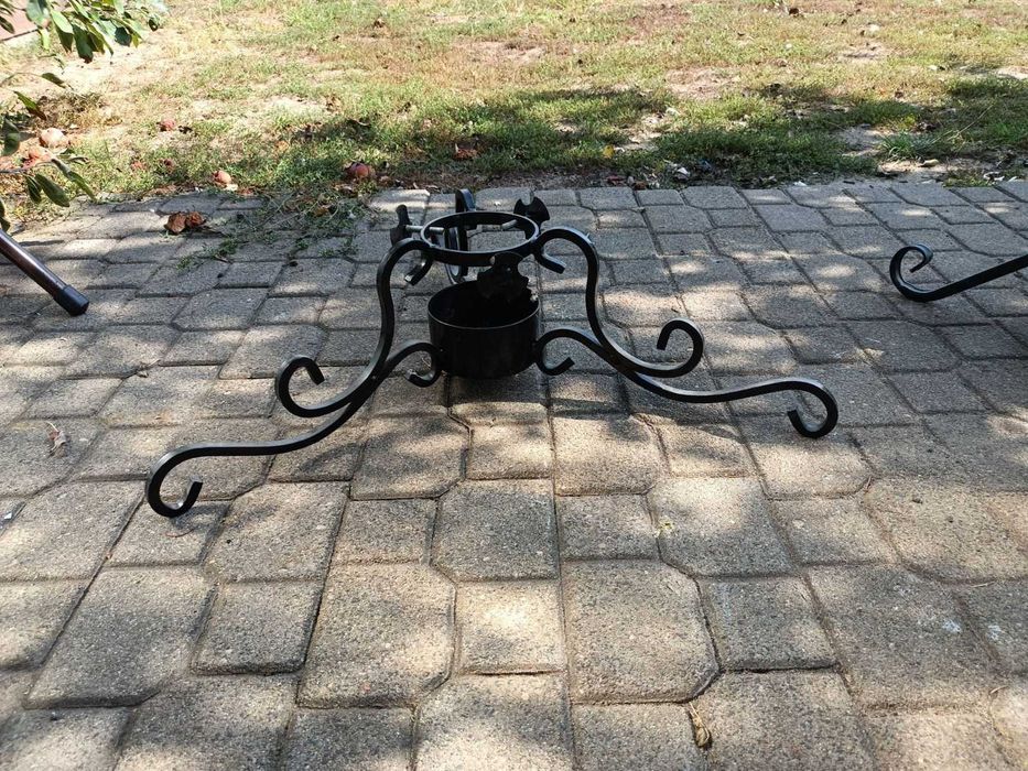 Sprzedam stojak na choinkę