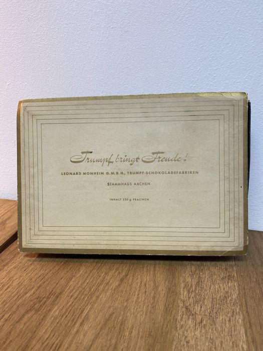 Pudełko po czekoladkach Trumpf bali
