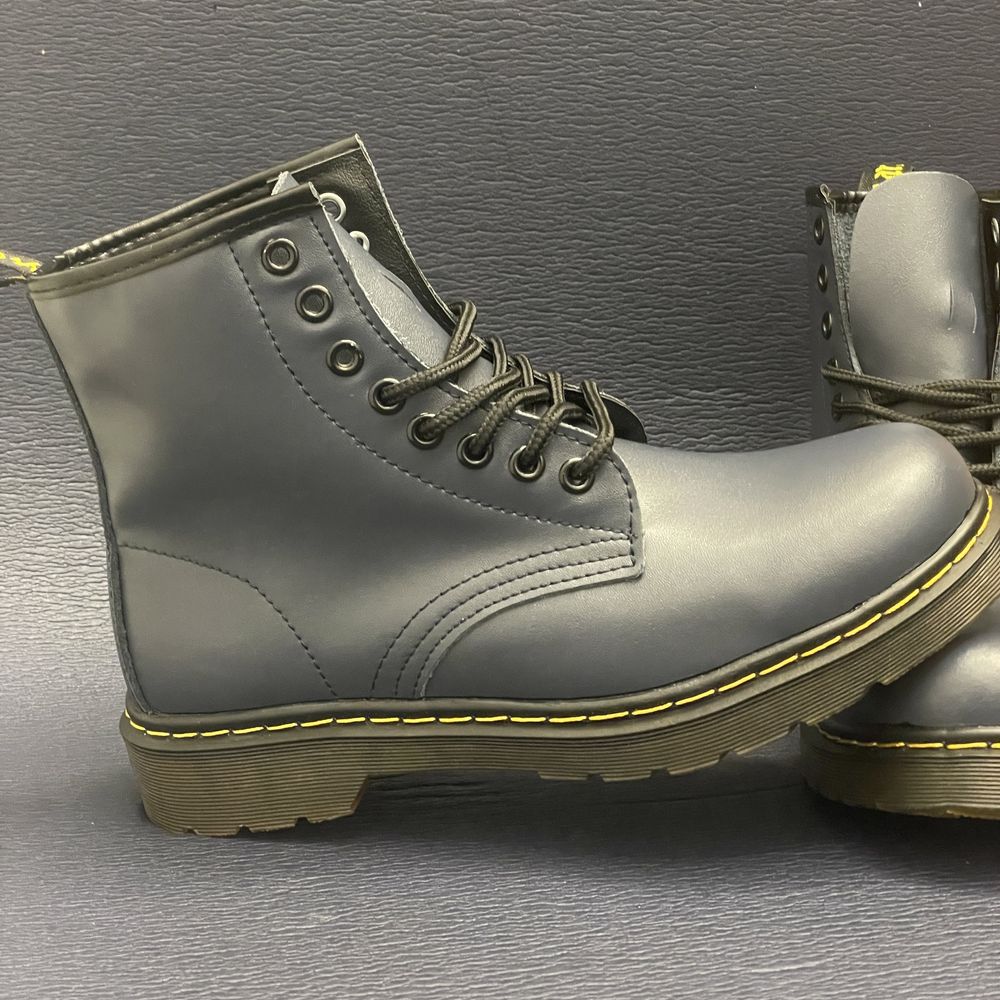 Glany botki kozaczki martensy klasyczne goth emo combat unisex