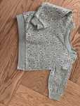 Zielona bluza sinsay w kwiatki 68