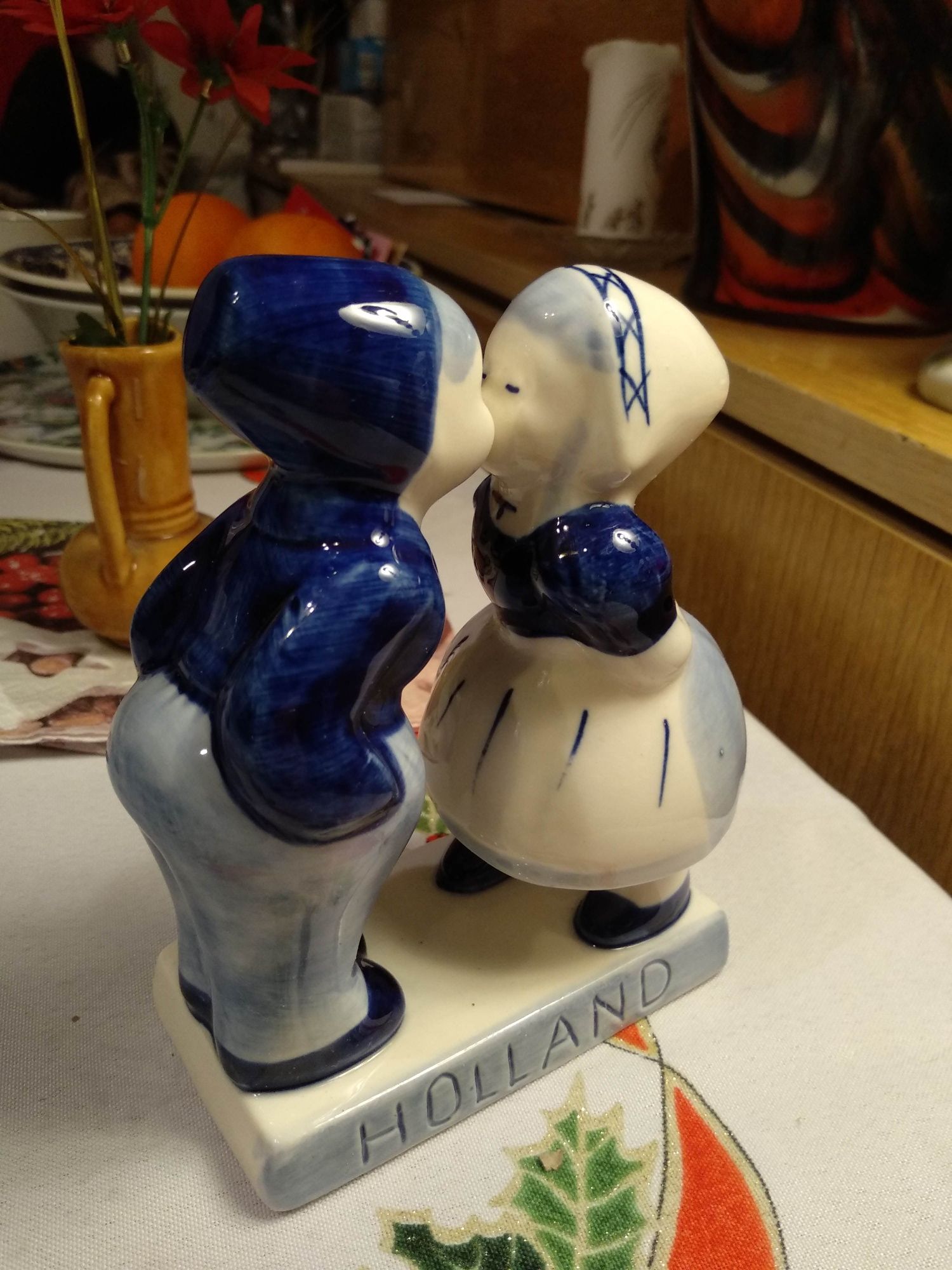 Figurka para zakochanych.