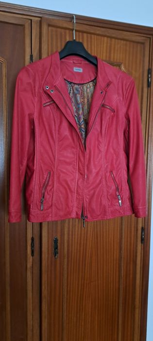Blusão de senhora, vermelho - BAIXA DE PREÇO