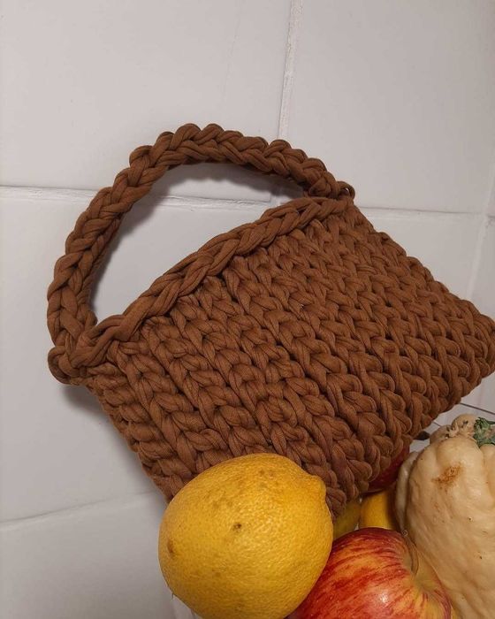 Mala Castanha em trapilho