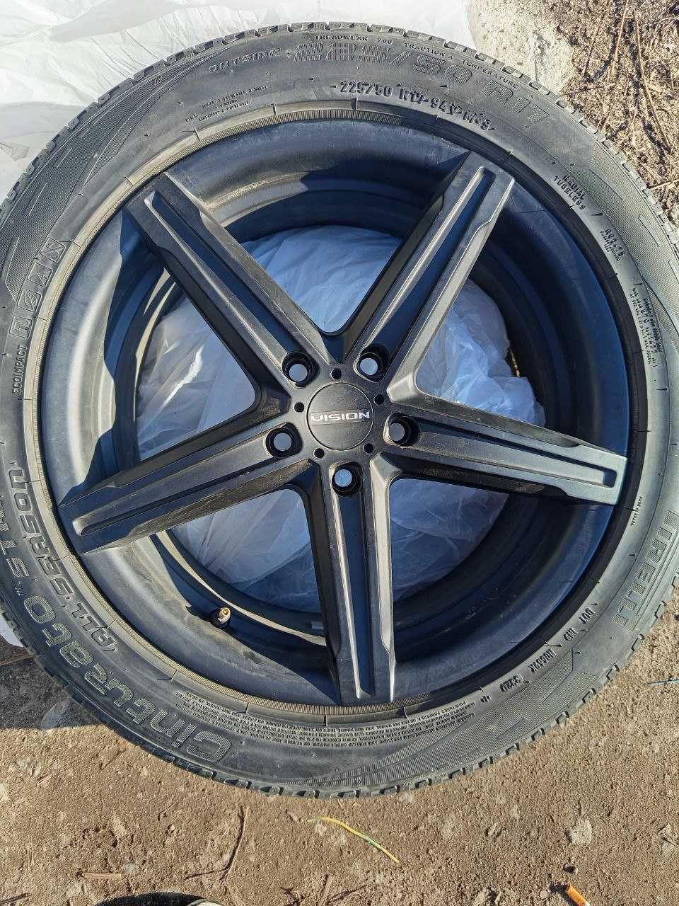Шины та диск б/у лето 255/50 r17