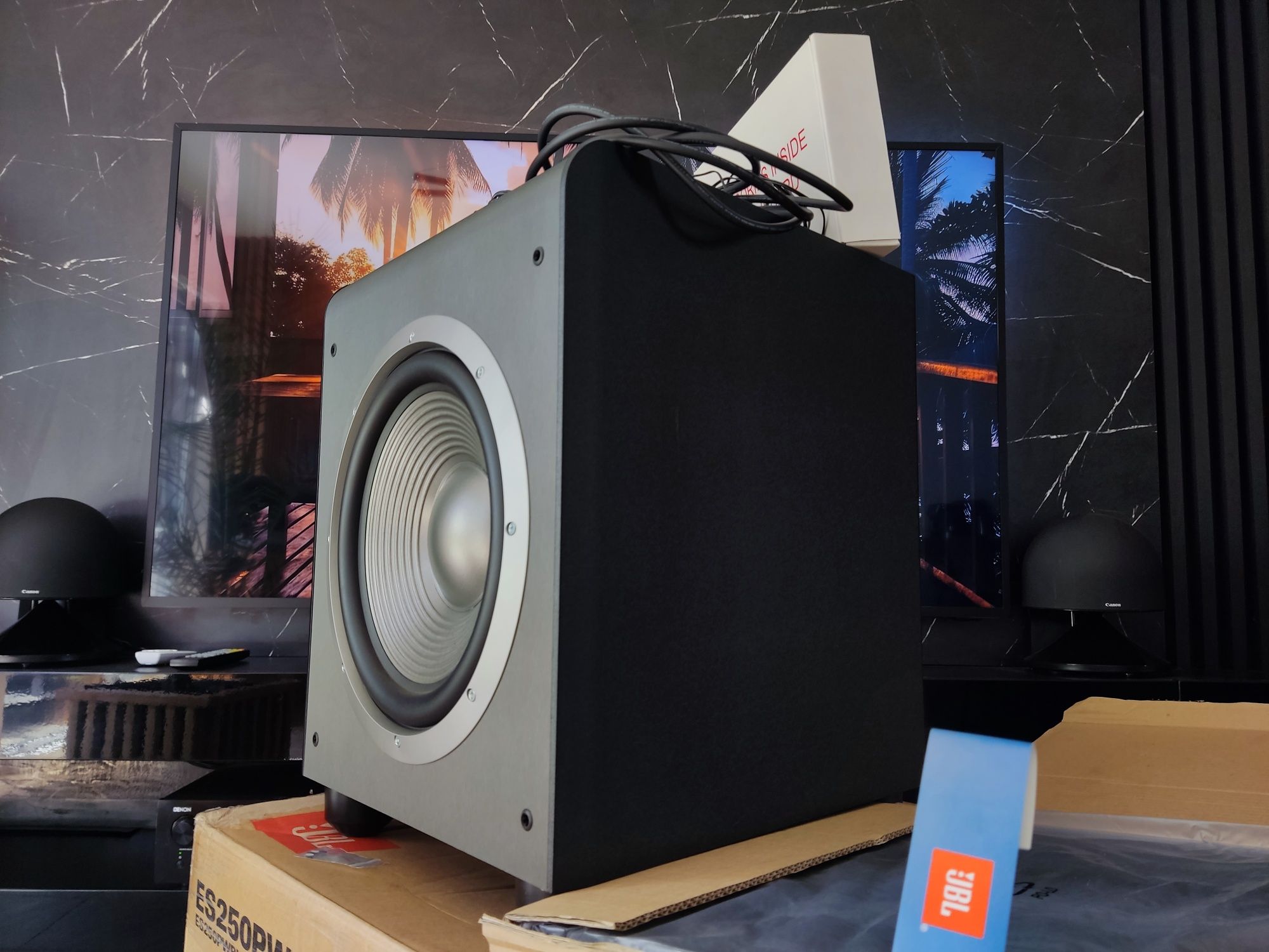 JBL ES250pw subwoofer aktywny jak nowy pełen zestaw
