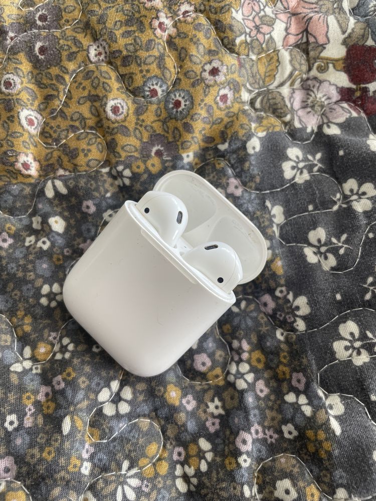 Airpods 2 оригінальні
