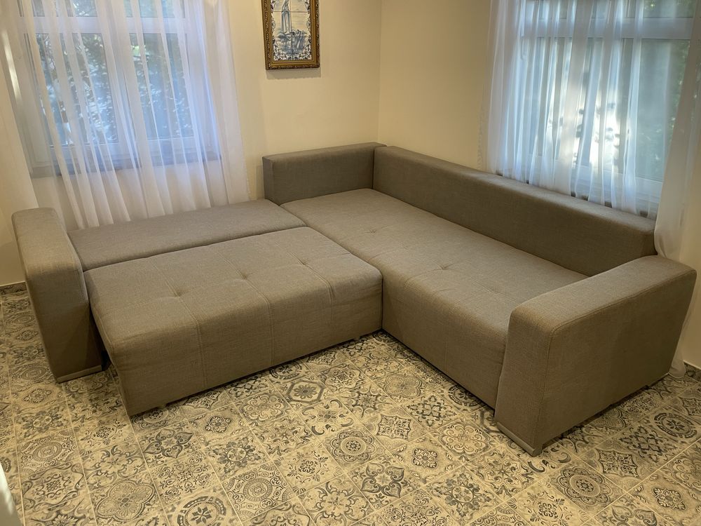 Naroznik 250x250 z funkcja spania i pojemnikiem