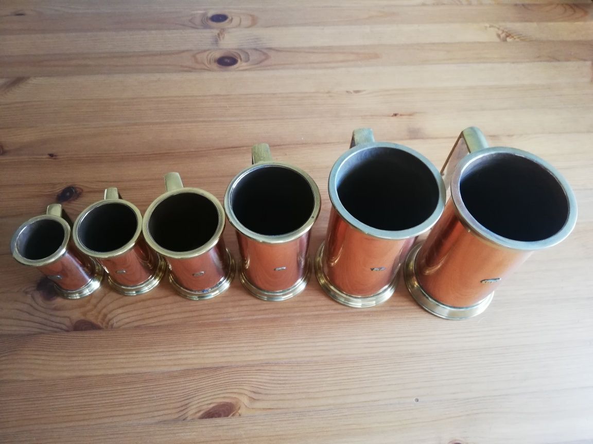 Conjunto de Seis Canecas em Cobre e Latão