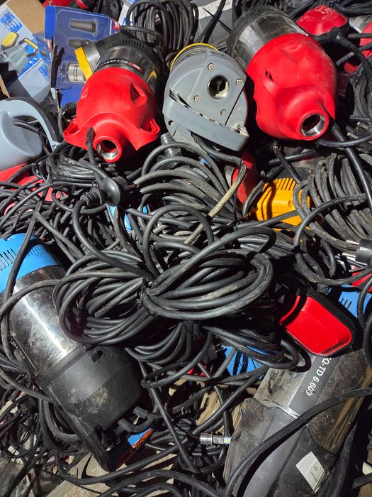 Pakiet, paleta, pomp zanurzeniowych, głebinowych Uszkodzonych