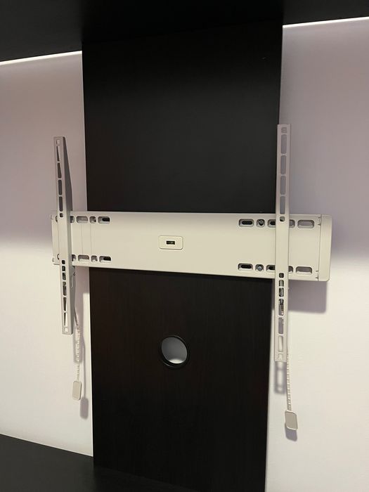 Móvel TV com suporte até 55”