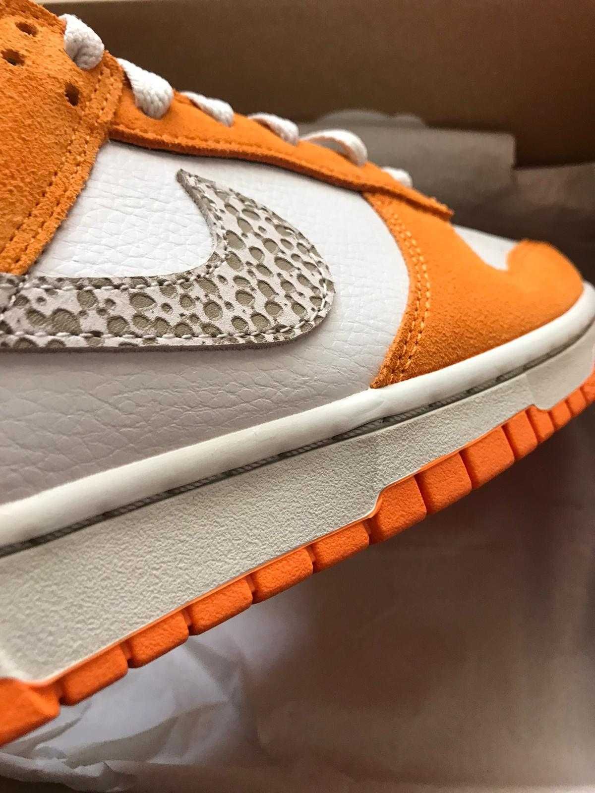 Nike Dunk Low Laranja *Novo* (Size:42,5)