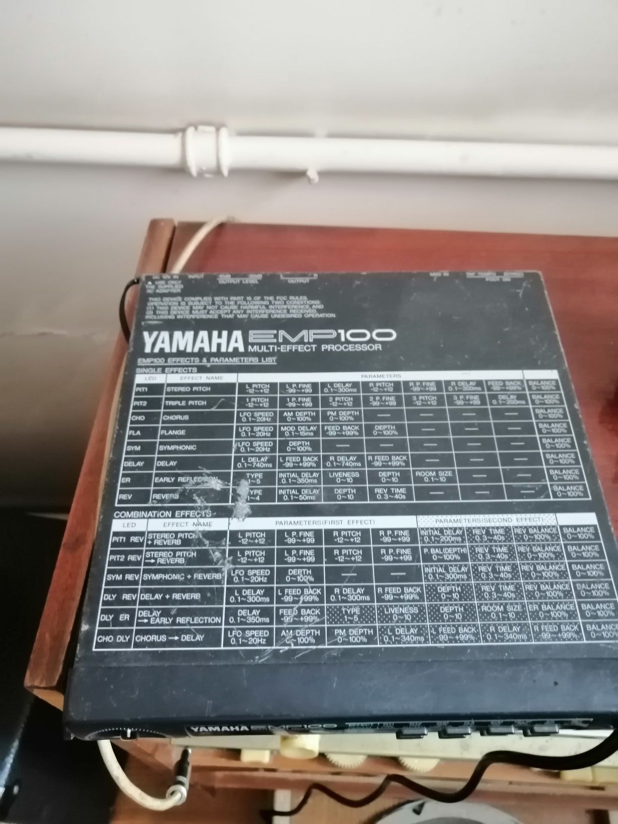 Мульти-ефект процесор Yamaha EMP100 для гітари і не тільки...