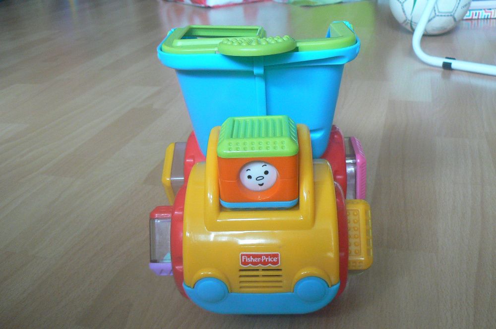 samochód grający interaktywny Fisher Price