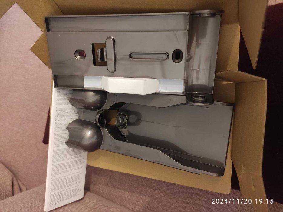 Stacja dokująca Dyson V12,  nowa