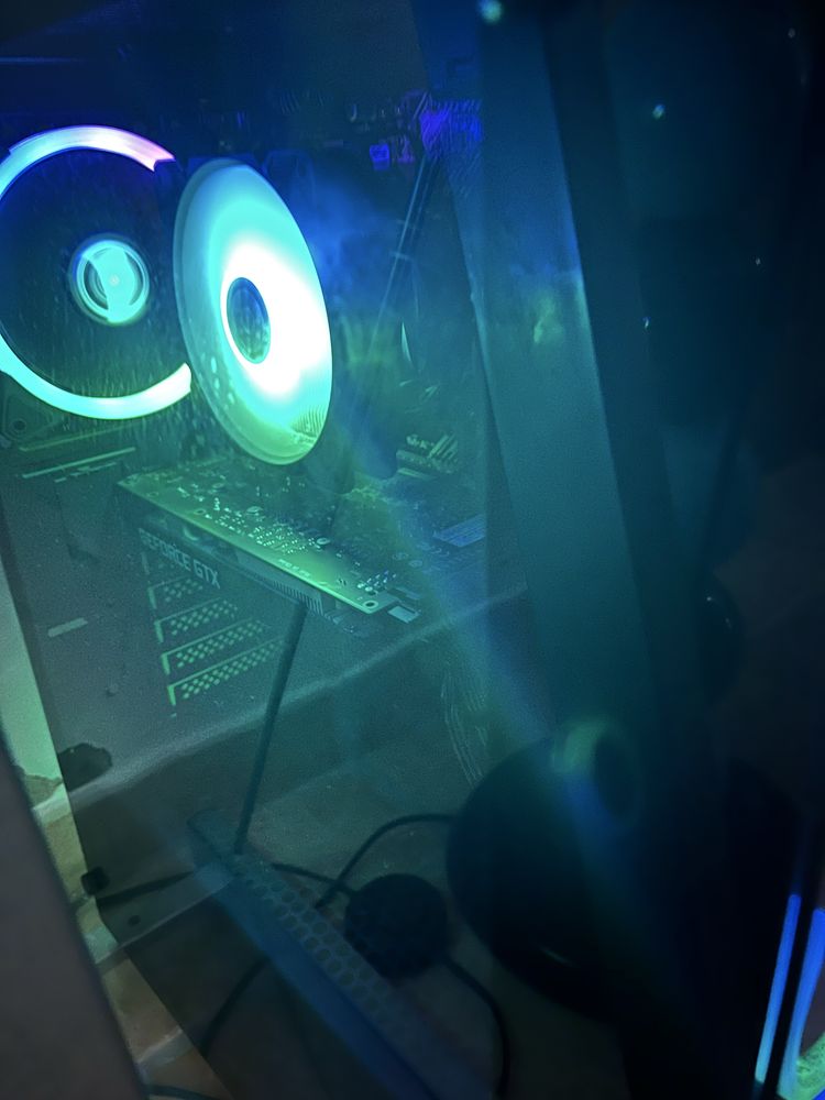 Setup Gaming Monitor/Rato/Teclado/Pc