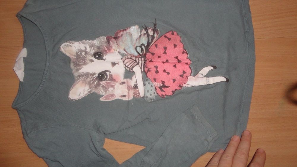 Bluzeczki dla dziewczynki roz. 128 cm zestaw