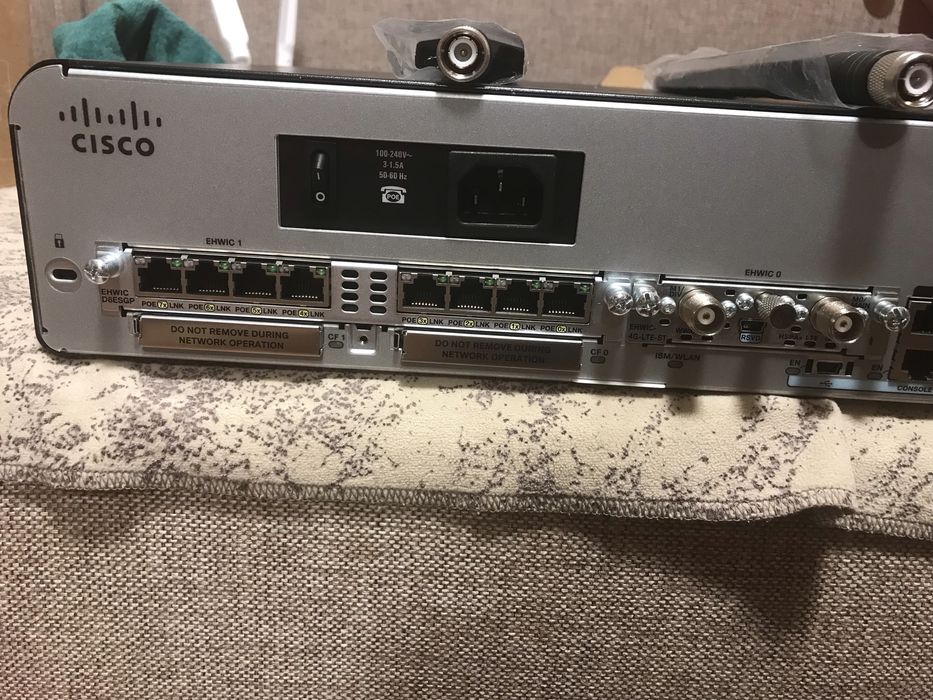 Cisco 1941 промышленный роутер маршрутизатор новый + аксесуары