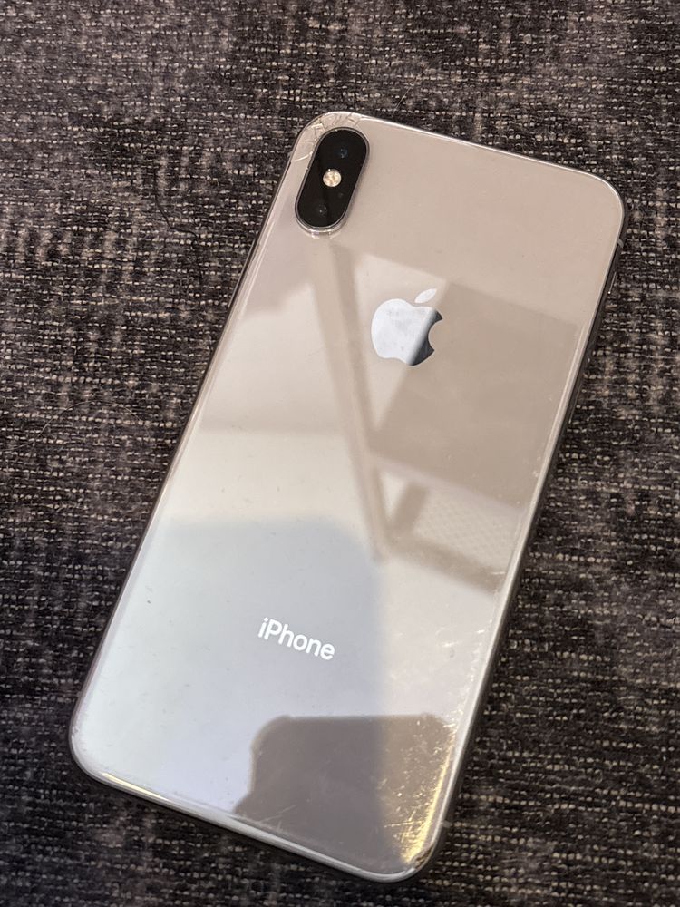Iphone x stan taki jak na zdjeciu