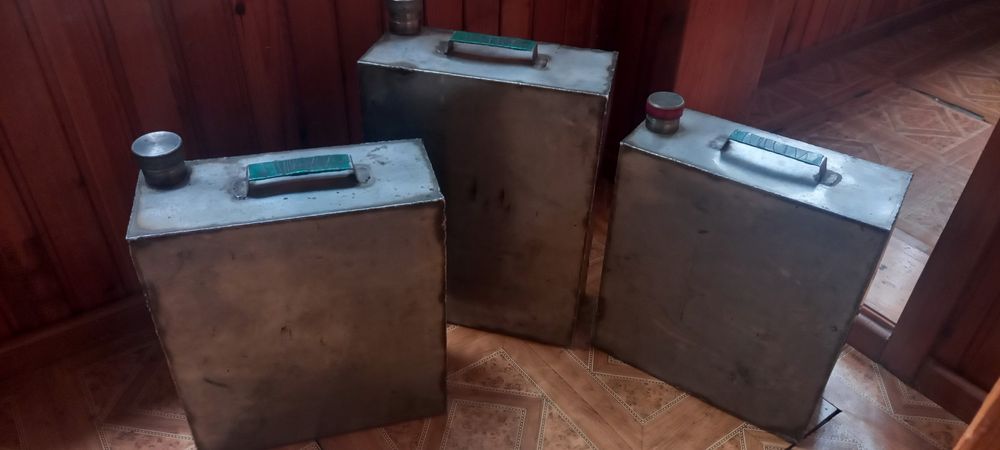 Продам канистры из нержавеющей стали