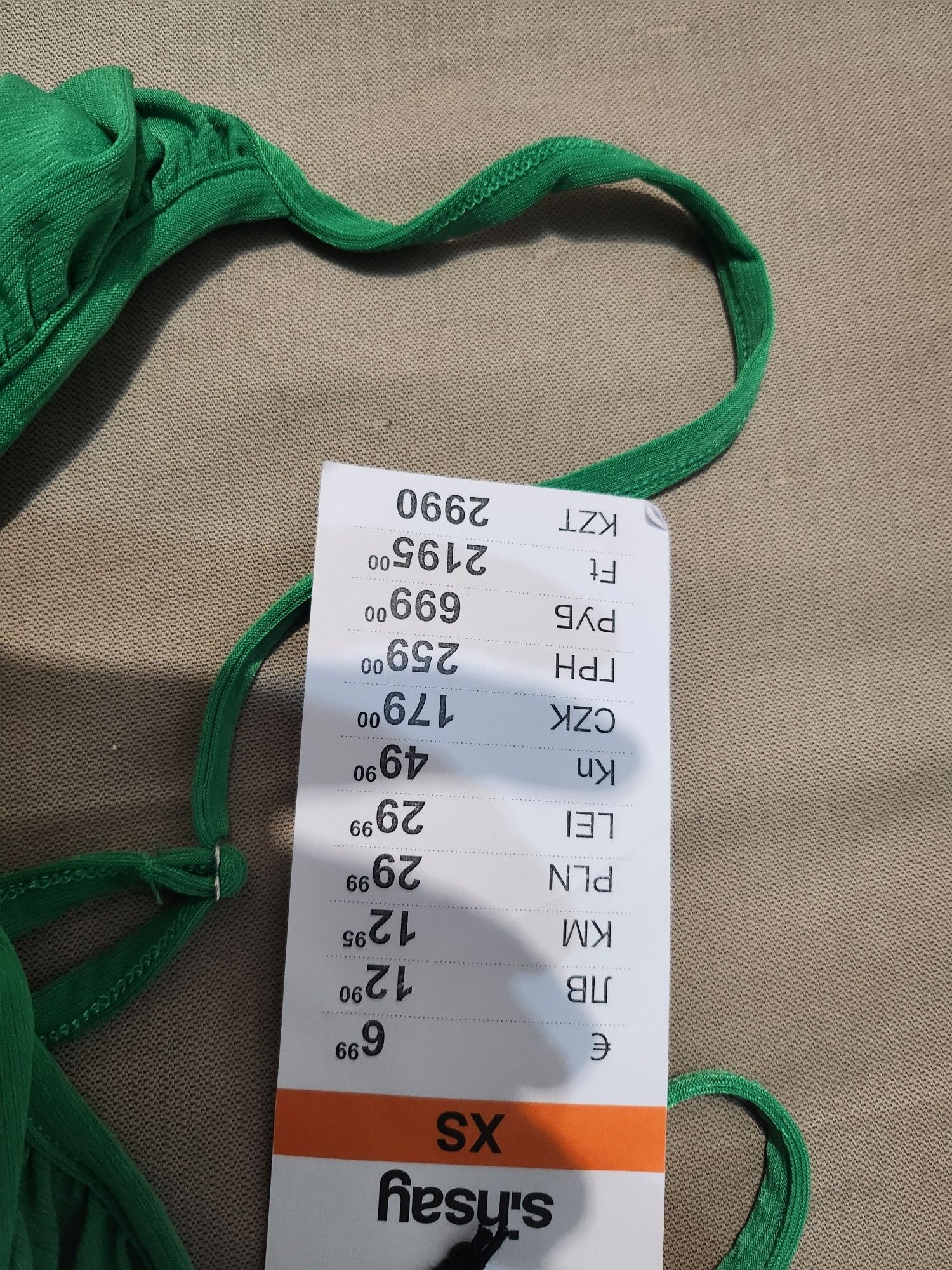 Nowy z metką Top zielony Sinsay Tanio