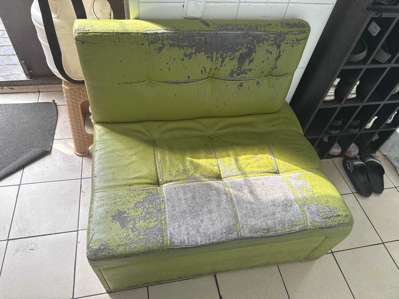 Продам диван б/у самовывоз ЦЕНТР пл. Киры Муратовой (Льва Толстого)