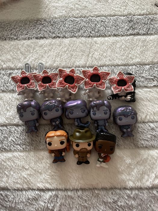 Фігурки з кіндер джой по дивним дивам