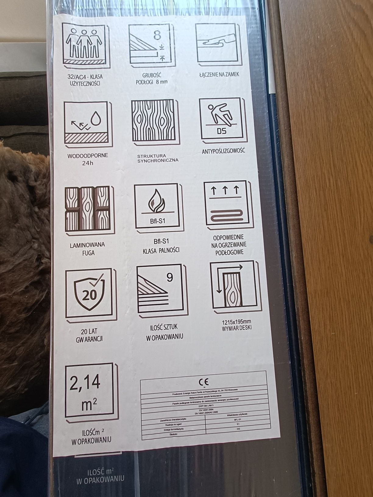 Panele podłogowe v-fuga nowe
