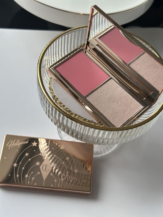 Румʼяна-хайлайтер Charlotte Tilbury