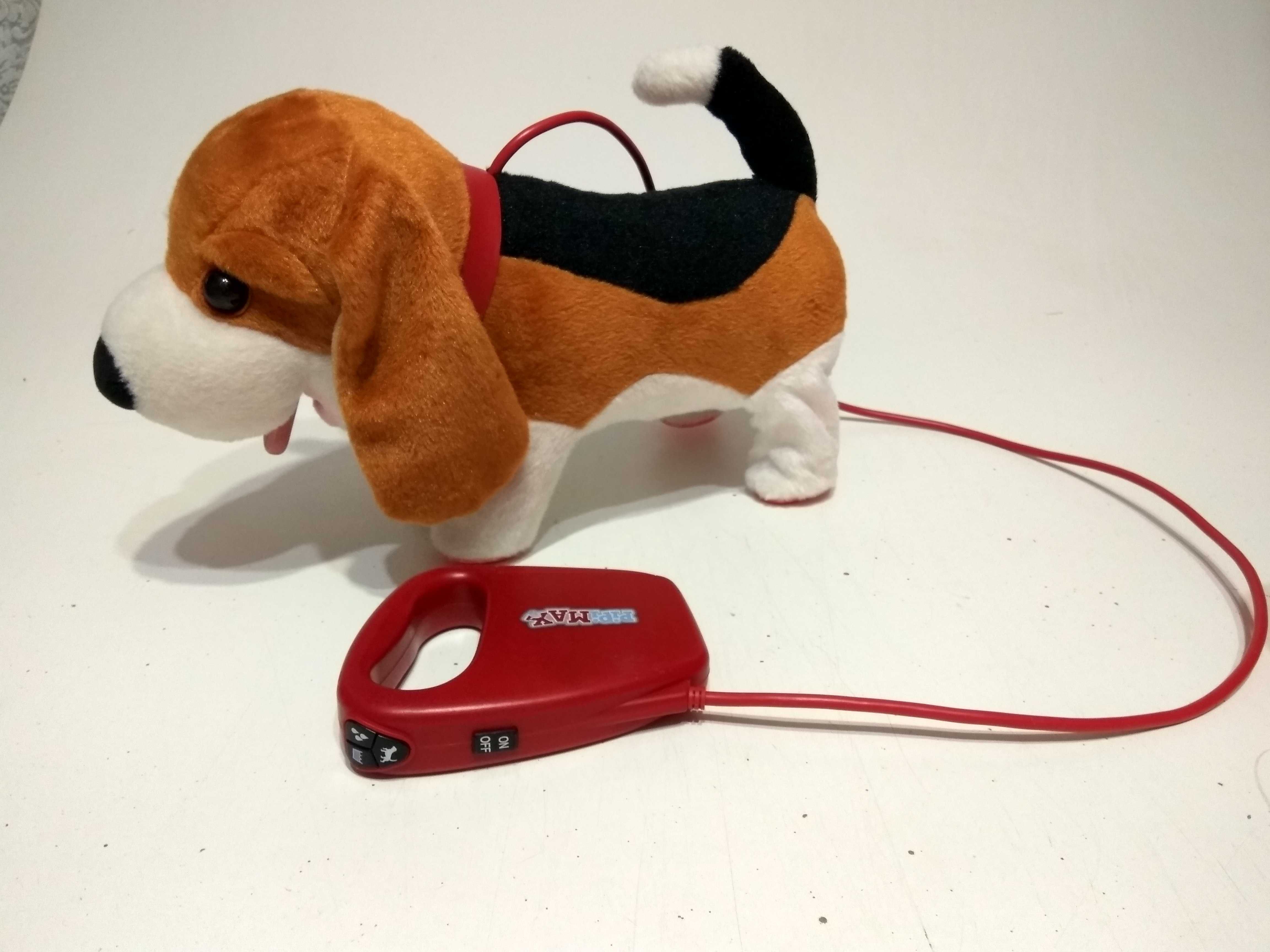 Культовая немецкая игрушка PIPI MAX Beagle .