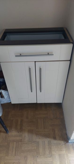 Meble kuchenne używane w idealnym stanie plus stolik Ikea