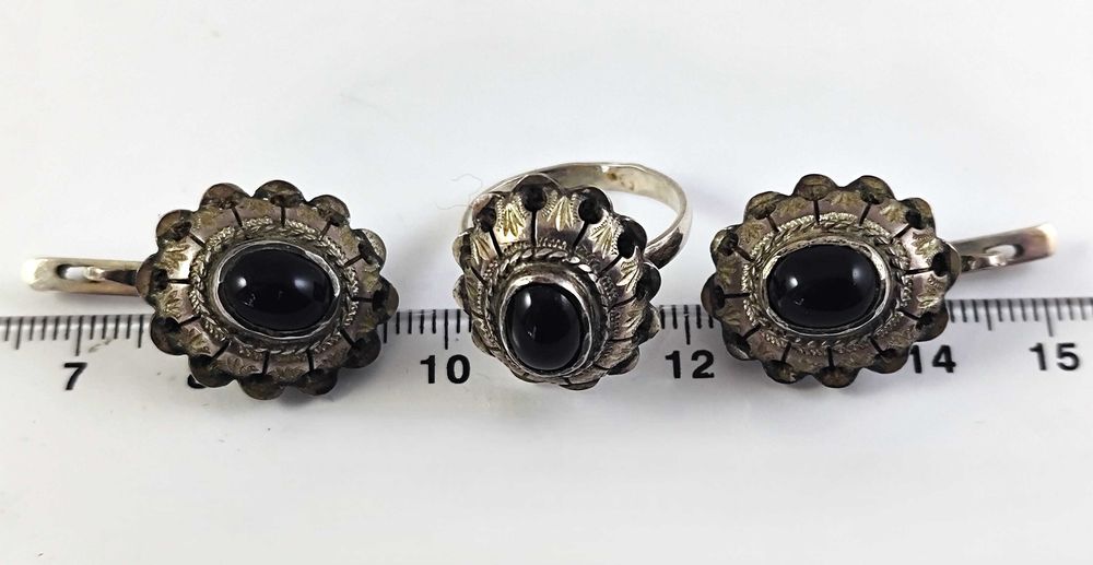 Серебряный набор с ониксом:серьги+кольцо. Сделано в СССР. 925 "Звезда"