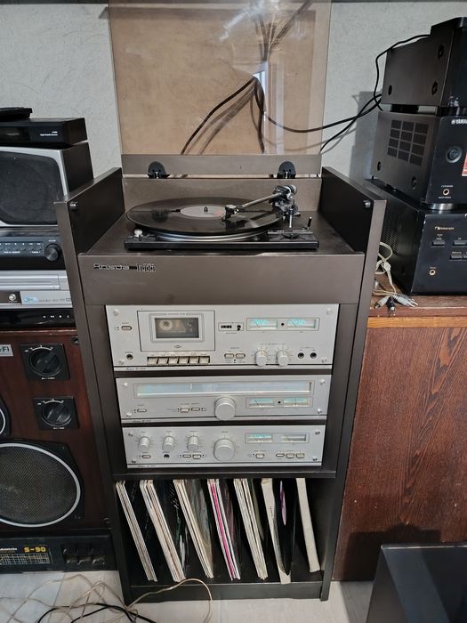 Аудіо апаратура різна