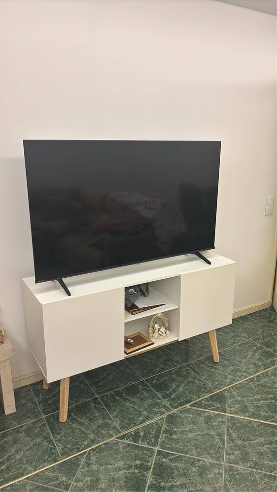Movel de TV em otimas condicoes