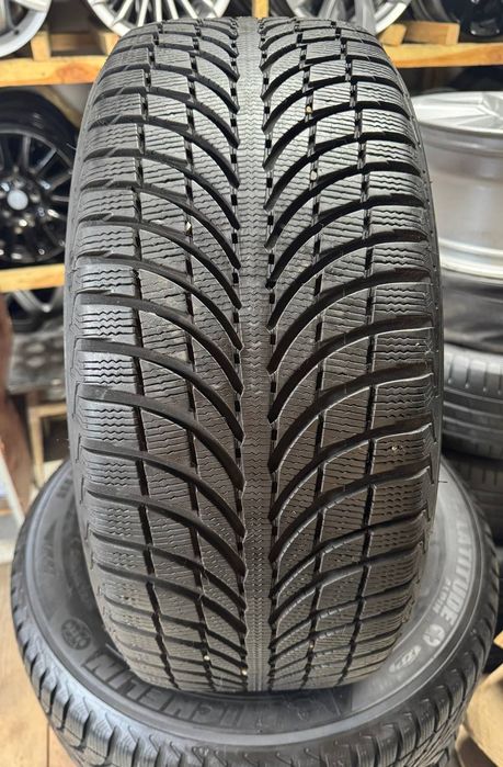 255 55 R18  Mishelin latitude alpin