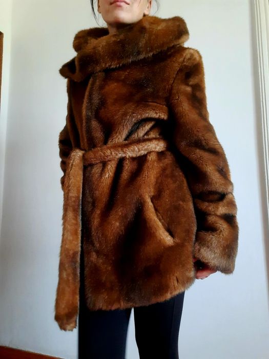 Шуба жіноча під норку