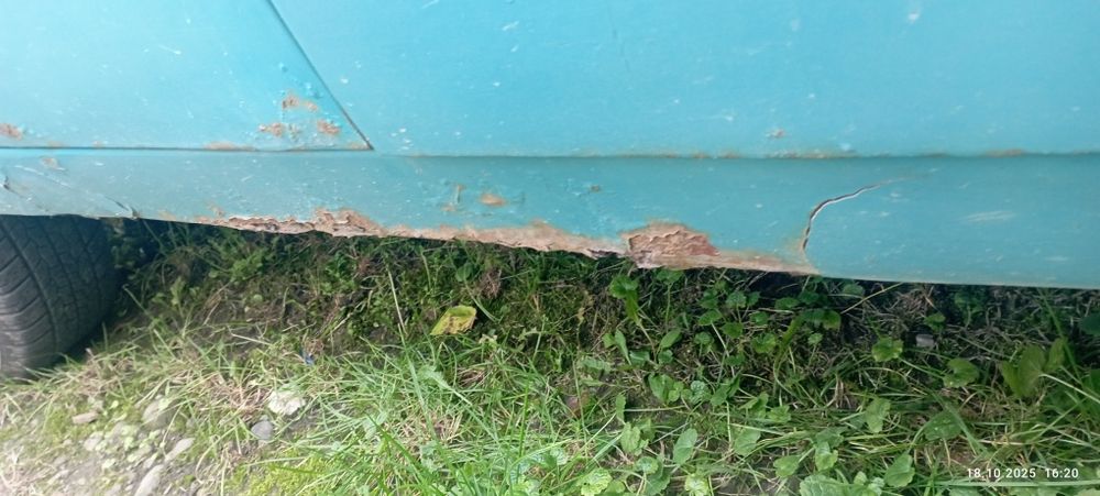 Авто.  ВАЗ 2106 1.3см