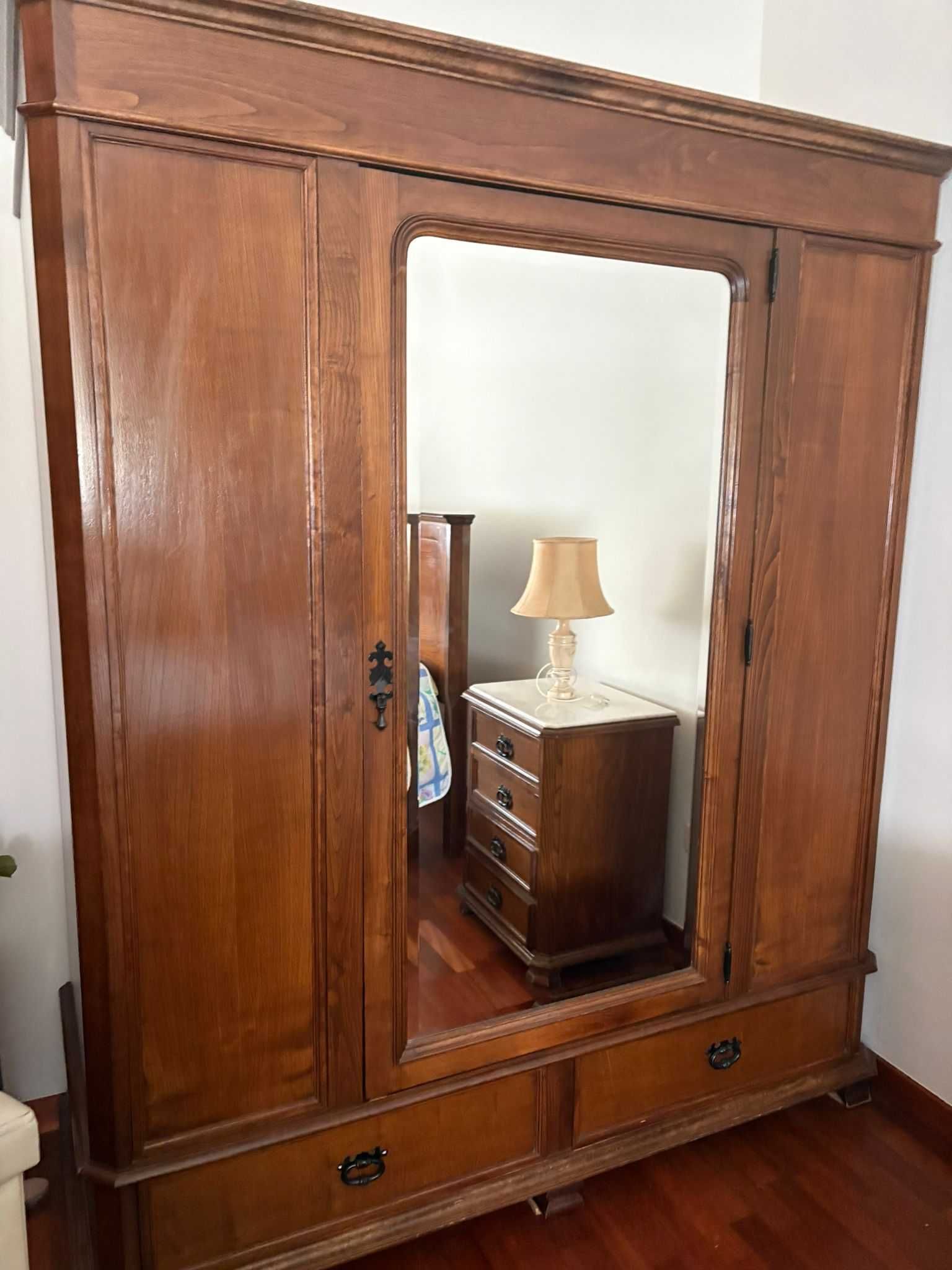 Mobília de quarto completa