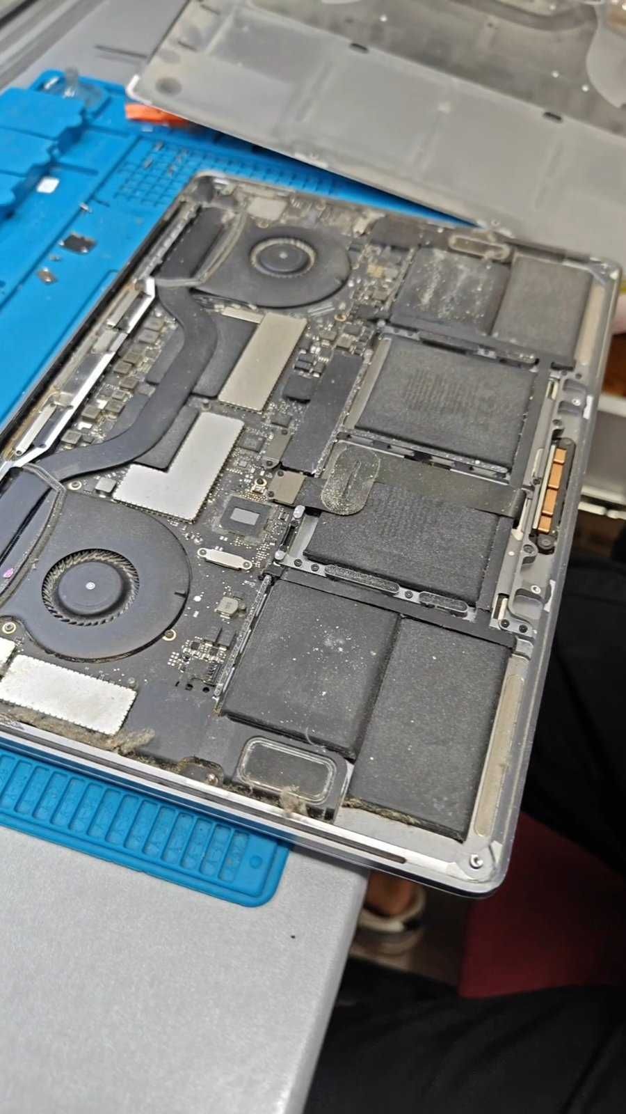 Терміновий ремонт MacBook Гарантія