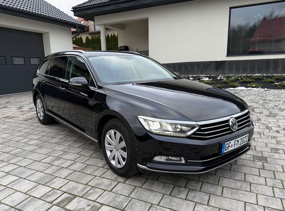 Volkswagen Passat 2.0Tdi bez AdBlue Highline Manual Led Kamera El.Hak
