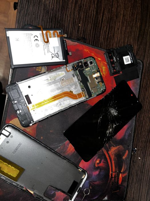 Розбір телефона TECNO CAMON 17P