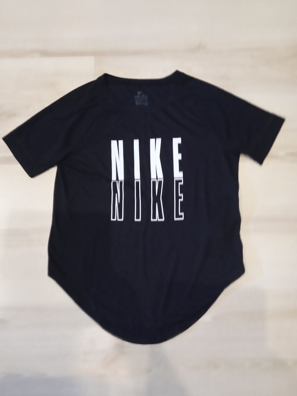 Koszulka, t-shirt Nike rozm.137-148