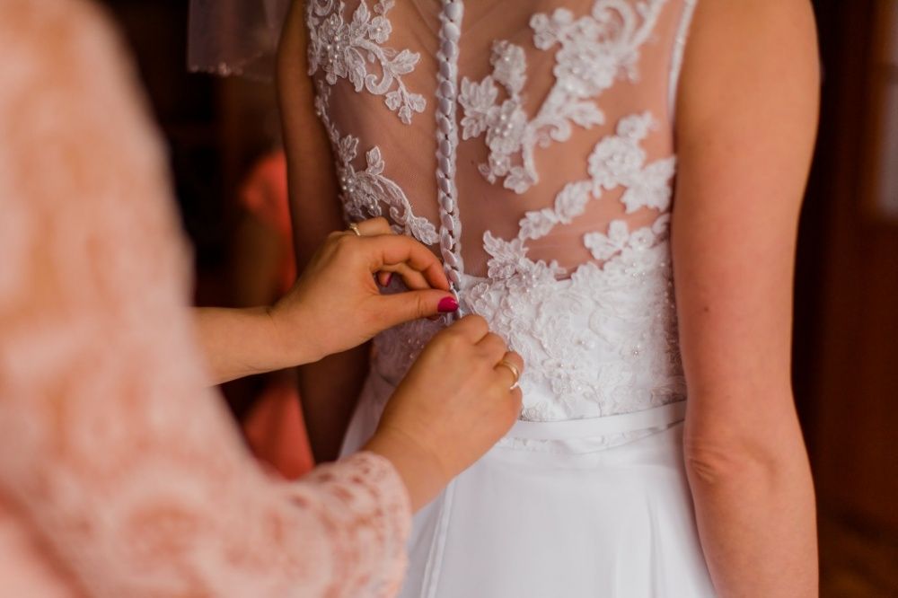 Biała Suknia Ślubna