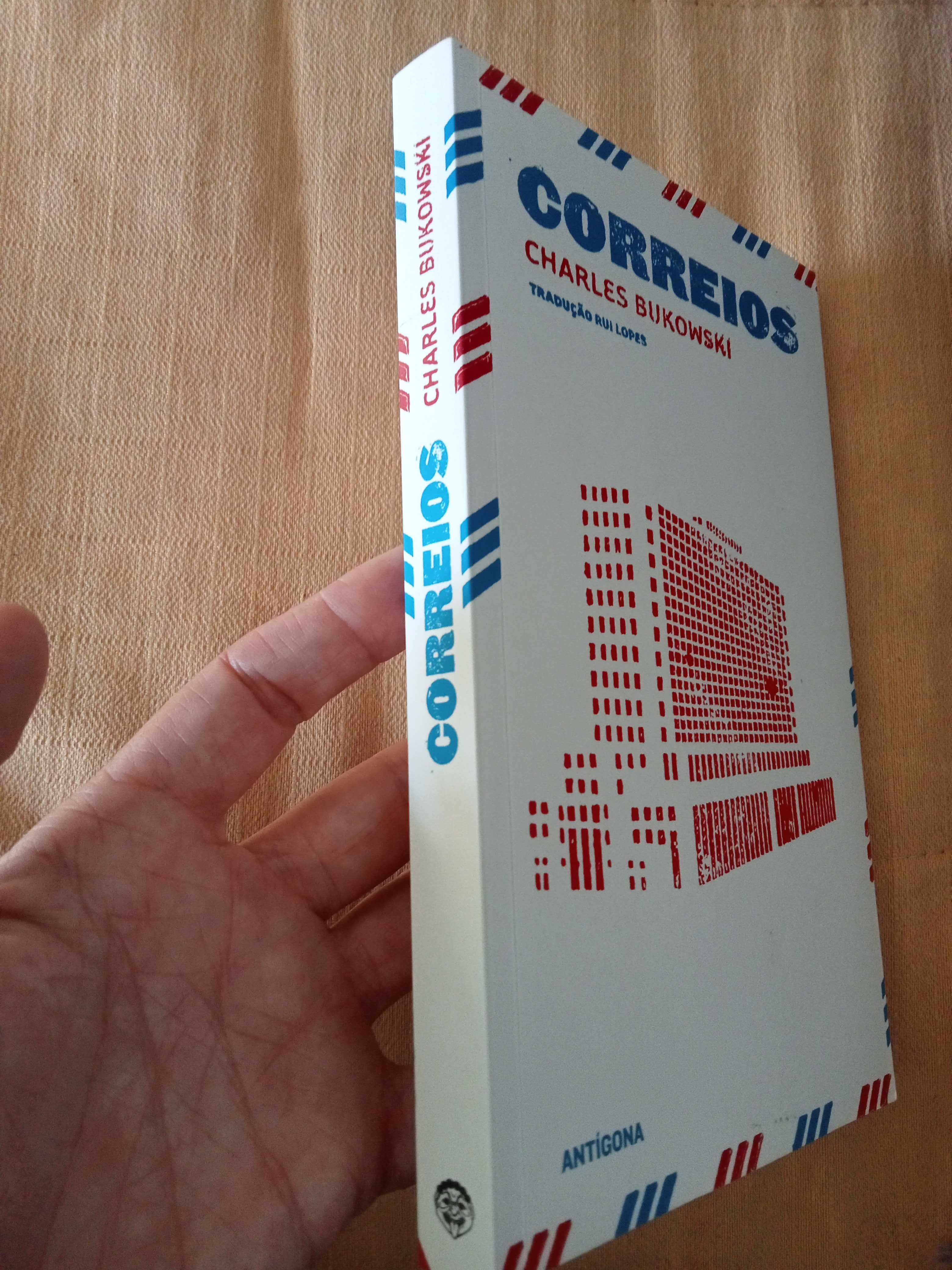 Correios de Bukowski