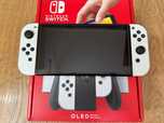 Nintendo Switch Oled 64GB + Etui