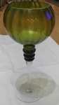 Taça alta e redonda verde