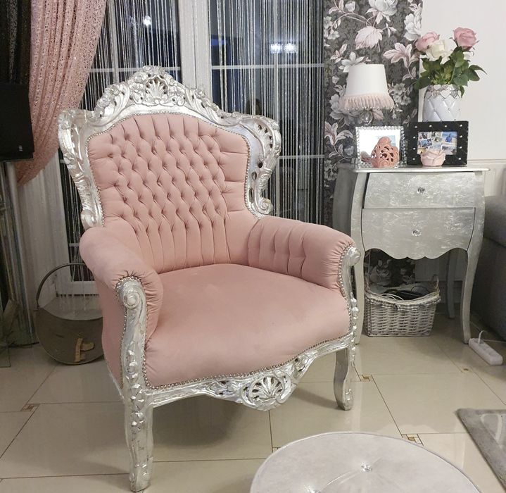Fotel glamour różowy