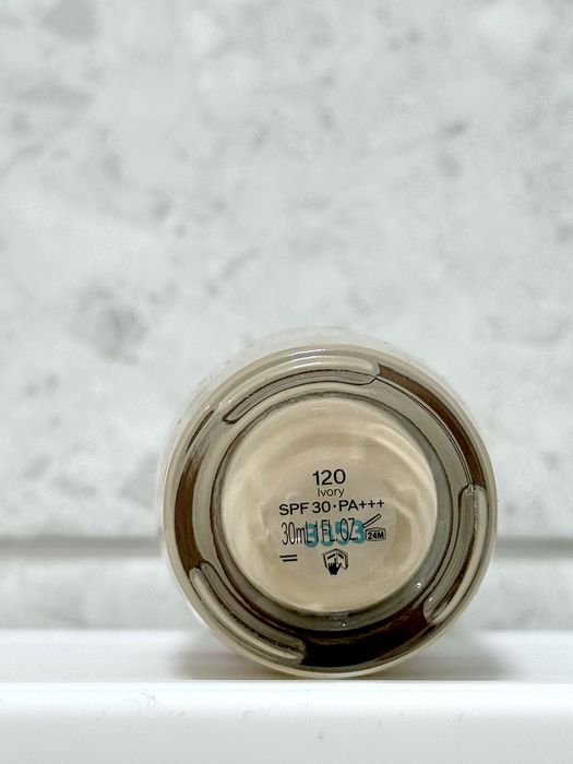 Тональний Shiseido Revitalessence Skin Glow Foundation