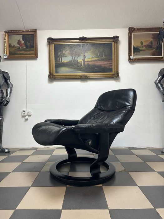 Крісло шкіряне з підставкою для ніг кресло кожа 3605